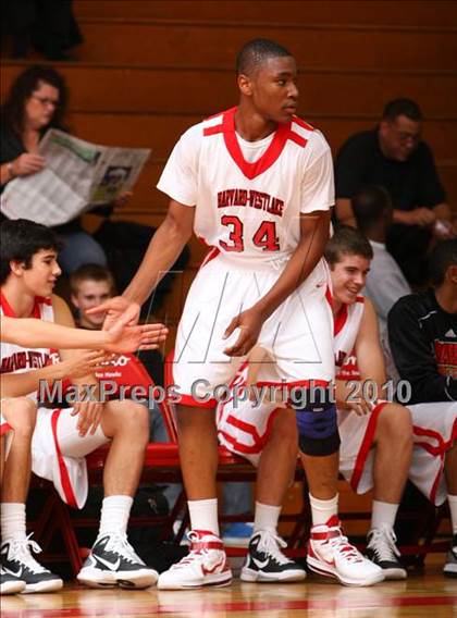 Thumbnail 2 in Palisades vs. Harvard-Westlake (Pacific Shores Tournament) photogallery.