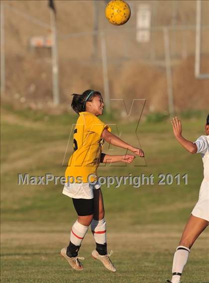 Thumbnail 3 in La Costa Canyon vs. Canyon (Excalibur) photogallery.
