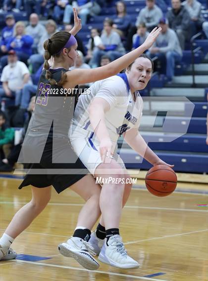 Thumbnail 3 in Unioto vs Warren (OHSAA D2 District Semifinal) photogallery.