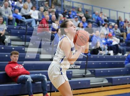 Thumbnail 2 in Unioto vs Warren (OHSAA D2 District Semifinal) photogallery.