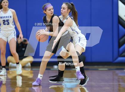 Thumbnail 2 in Unioto vs Warren (OHSAA D2 District Semifinal) photogallery.