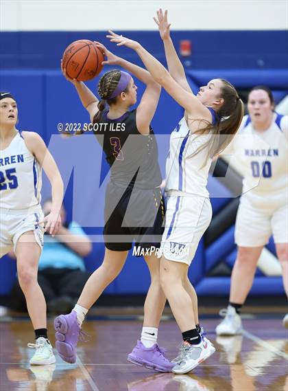 Thumbnail 1 in Unioto vs Warren (OHSAA D2 District Semifinal) photogallery.