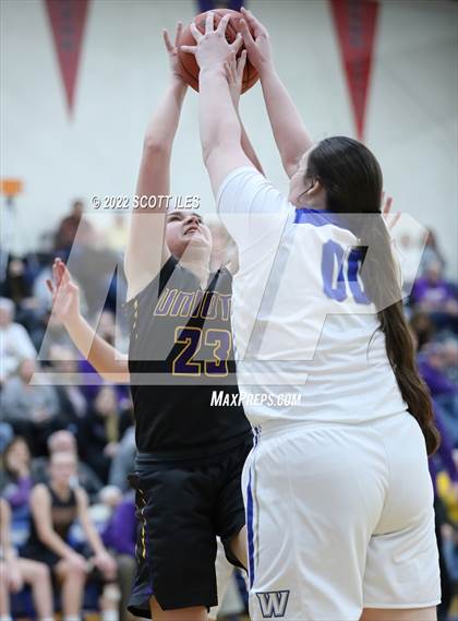 Thumbnail 3 in Unioto vs Warren (OHSAA D2 District Semifinal) photogallery.