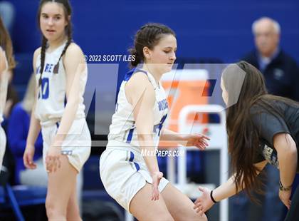 Thumbnail 2 in Unioto vs Warren (OHSAA D2 District Semifinal) photogallery.