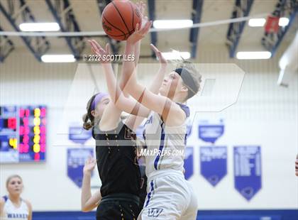 Thumbnail 3 in Unioto vs Warren (OHSAA D2 District Semifinal) photogallery.