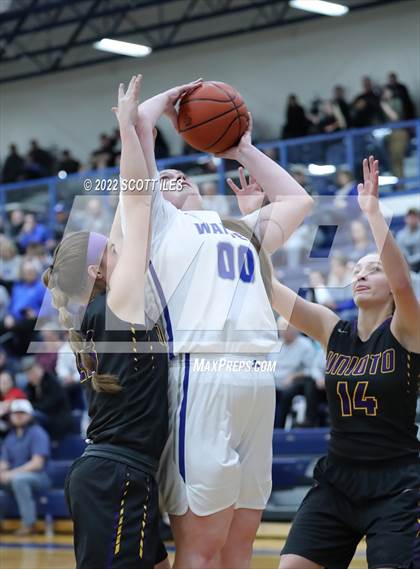Thumbnail 1 in Unioto vs Warren (OHSAA D2 District Semifinal) photogallery.