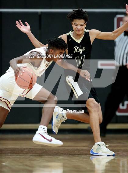 Thumbnail 1 in Fossil Ridge vs Keller Central photogallery.