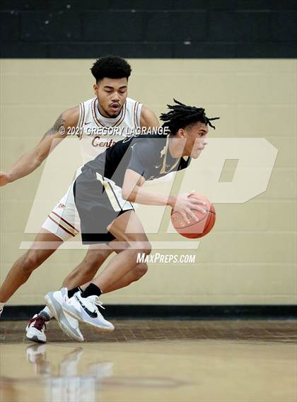Thumbnail 3 in Fossil Ridge vs Keller Central photogallery.