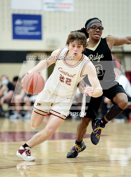Thumbnail 1 in Fossil Ridge vs Keller Central photogallery.