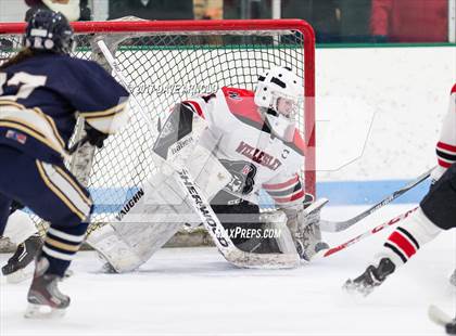 Thumbnail 1 in Needham @ Wellesley photogallery.