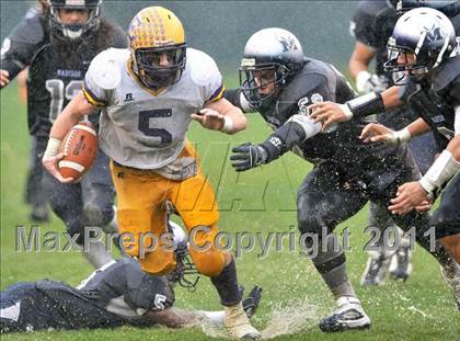 Thumbnail 1 in Madison vs. Escalon (CIF State D3 Final) photogallery.