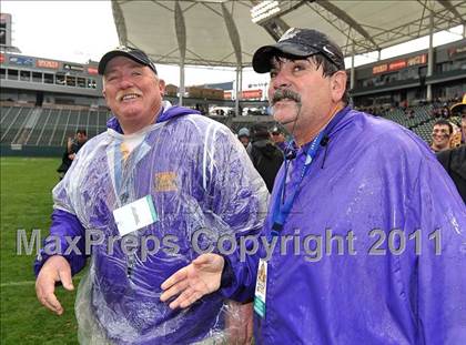 Thumbnail 2 in Madison vs. Escalon (CIF State D3 Final) photogallery.