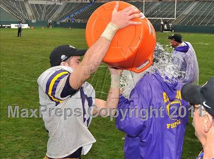 Thumbnail 2 in Madison vs. Escalon (CIF State D3 Final) photogallery.