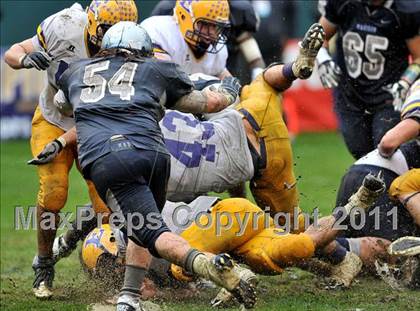 Thumbnail 1 in Madison vs. Escalon (CIF State D3 Final) photogallery.