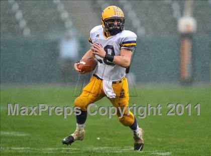 Thumbnail 2 in Madison vs. Escalon (CIF State D3 Final) photogallery.