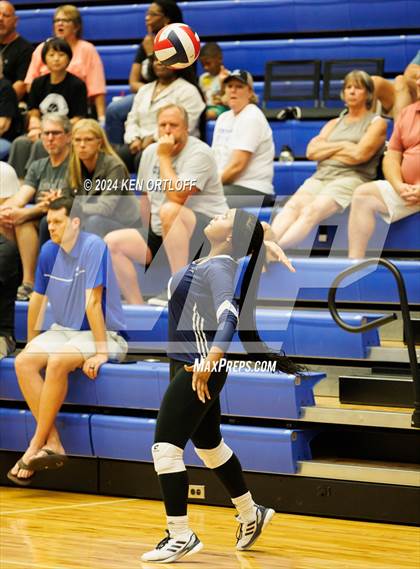 Thumbnail 3 in South Gwinnett vs Centennial photogallery.