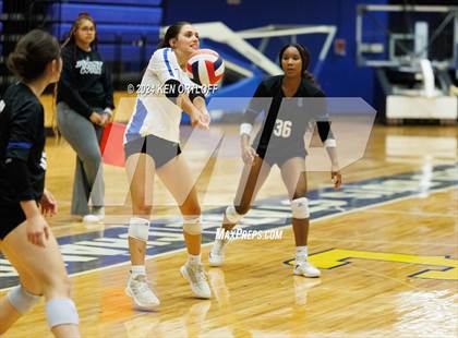 Thumbnail 2 in South Gwinnett vs Centennial photogallery.