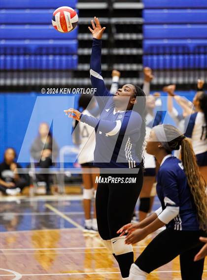 Thumbnail 3 in South Gwinnett vs Centennial photogallery.