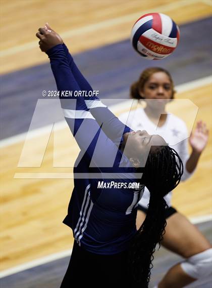 Thumbnail 3 in South Gwinnett vs Centennial photogallery.