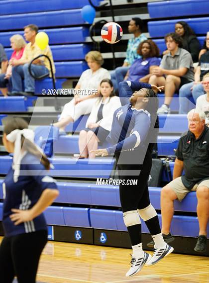 Thumbnail 1 in South Gwinnett vs Centennial photogallery.