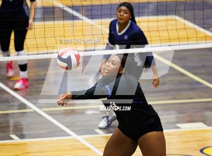 Thumbnail 1 in South Gwinnett vs Centennial photogallery.