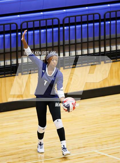 Thumbnail 1 in South Gwinnett vs Centennial photogallery.