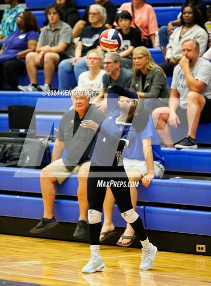 Thumbnail 2 in South Gwinnett vs Centennial photogallery.