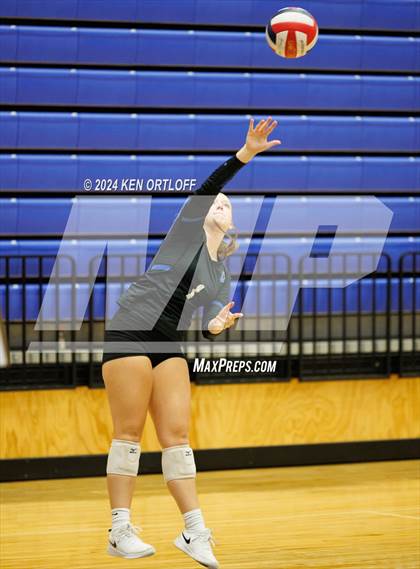 Thumbnail 3 in South Gwinnett vs Centennial photogallery.
