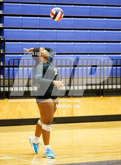 Thumbnail 1 in South Gwinnett vs Centennial photogallery.