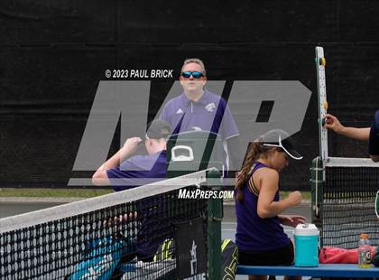 Thumbnail 1 in UIL 5A Boys and Mixed Doubles Semifinals photogallery.