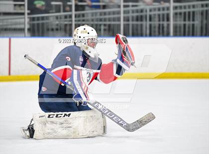 Thumbnail 1 in Holy Ghost Prep @ Malvern Prep (2022 Flyers Cup AAA Semifinal) photogallery.