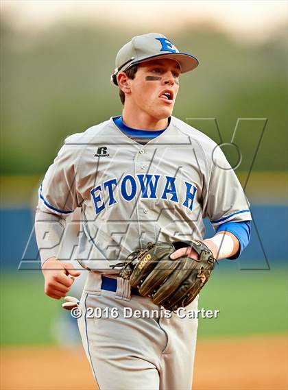 Thumbnail 2 in Etowah @ Pope photogallery.