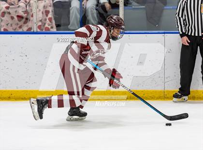 Thumbnail 3 in Hanover vs Trinity (Brian C. Stone Memorial Christmas Tournament) photogallery.