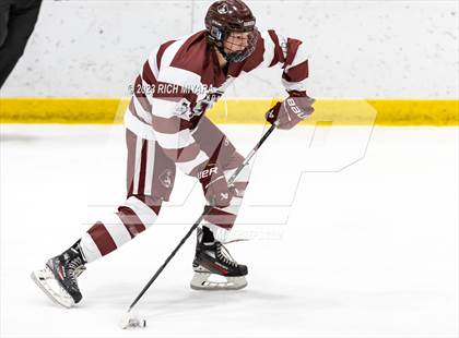 Thumbnail 3 in Hanover vs Trinity (Brian C. Stone Memorial Christmas Tournament) photogallery.