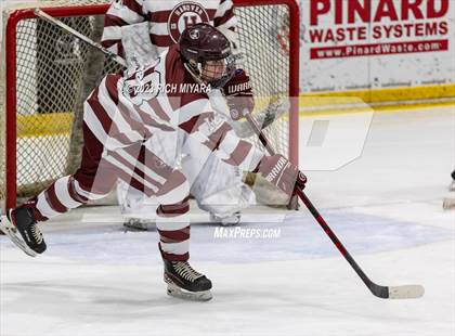 Thumbnail 3 in Hanover vs Trinity (Brian C. Stone Memorial Christmas Tournament) photogallery.