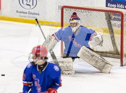 Thumbnail 3 in Hanover vs Trinity (Brian C. Stone Memorial Christmas Tournament) photogallery.