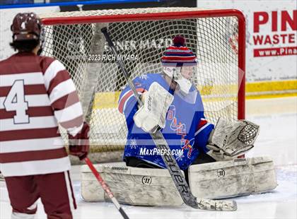 Thumbnail 3 in Hanover vs Trinity (Brian C. Stone Memorial Christmas Tournament) photogallery.