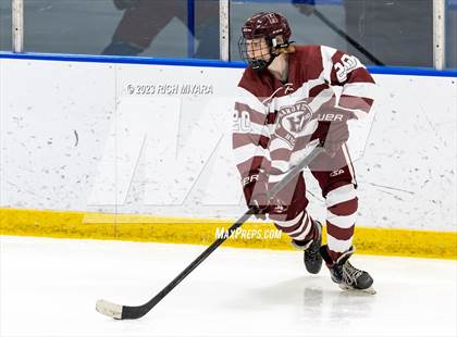 Thumbnail 1 in Hanover vs Trinity (Brian C. Stone Memorial Christmas Tournament) photogallery.