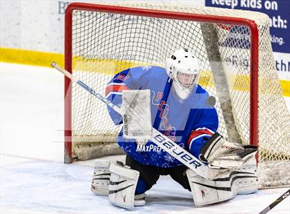 Thumbnail 2 in Hanover vs Trinity (Brian C. Stone Memorial Christmas Tournament) photogallery.