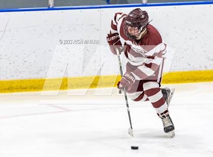 Thumbnail 3 in Hanover vs Trinity (Brian C. Stone Memorial Christmas Tournament) photogallery.