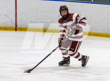 Thumbnail 2 in Hanover vs Trinity (Brian C. Stone Memorial Christmas Tournament) photogallery.