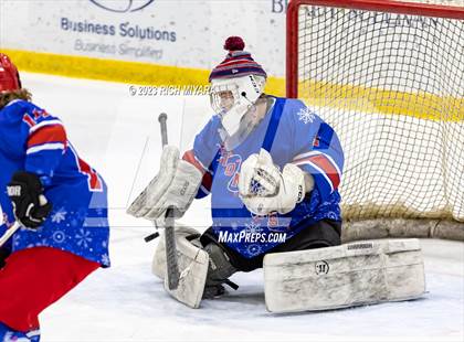 Thumbnail 1 in Hanover vs Trinity (Brian C. Stone Memorial Christmas Tournament) photogallery.