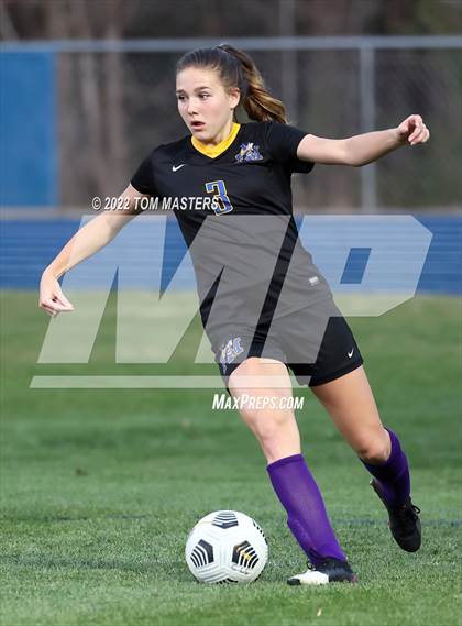 Thumbnail 1 in Charlotte Country Day School vs. Fort Mill photogallery.