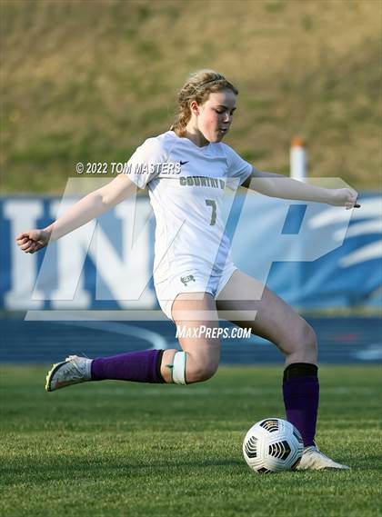 Thumbnail 3 in Charlotte Country Day School vs. Fort Mill photogallery.