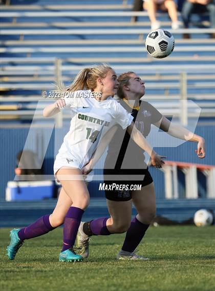 Thumbnail 3 in Charlotte Country Day School vs. Fort Mill photogallery.