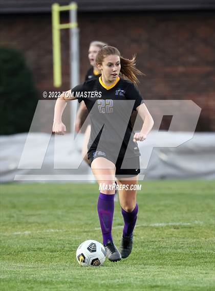 Thumbnail 1 in Charlotte Country Day School vs. Fort Mill photogallery.