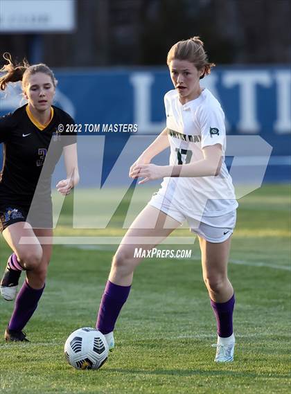 Thumbnail 2 in Charlotte Country Day School vs. Fort Mill photogallery.
