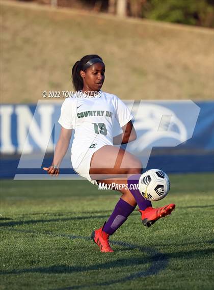Thumbnail 2 in Charlotte Country Day School vs. Fort Mill photogallery.