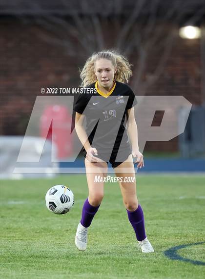 Thumbnail 2 in Charlotte Country Day School vs. Fort Mill photogallery.