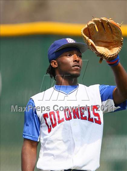 Thumbnail 3 in Grand Prairie vs South Garland (Grand Prairie Classic) photogallery.